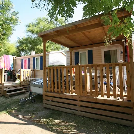 Happy Camp Mobile Homes In Centro Vacanze Bi Village 3* Fažana
