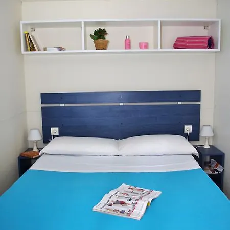 Happy Camp Mobile Homes In Centro Vacanze Bi Village Fažana