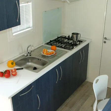 Happy Camp Mobile Homes In Centro Vacanze Bi Village Park za odmor 3*